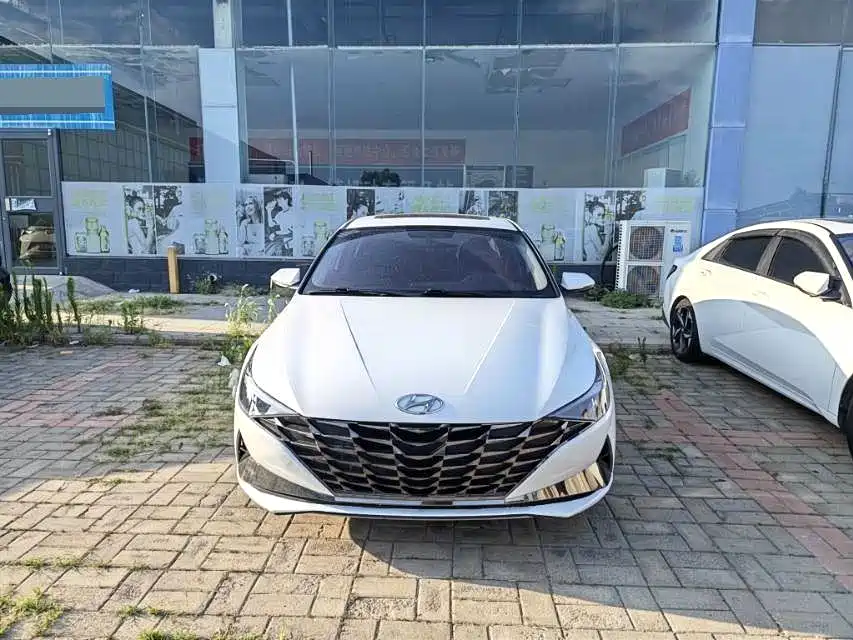 Hyundai Elantra 2021