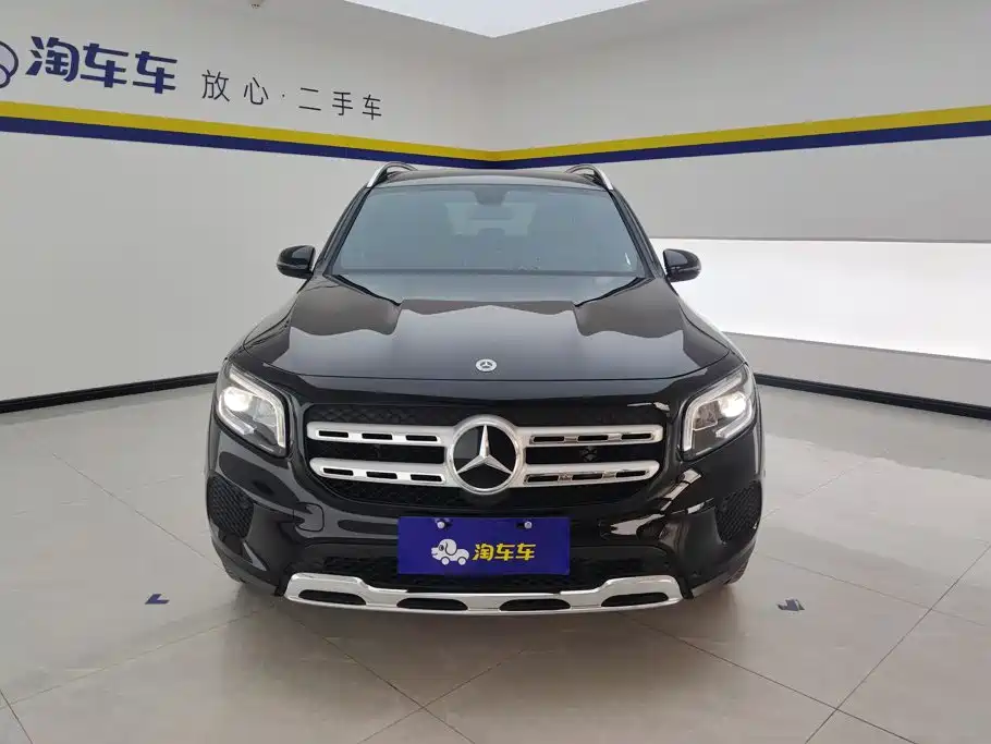 Mercedes-Benz GLB 2023
