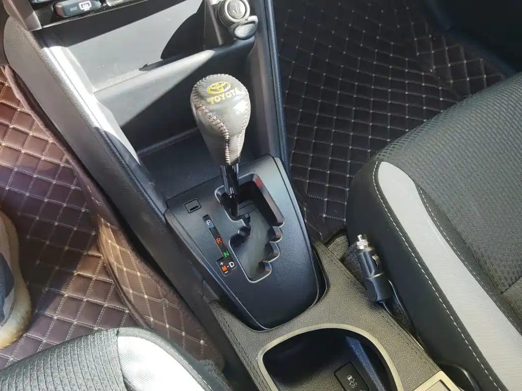 Toyota Yaris L 2021