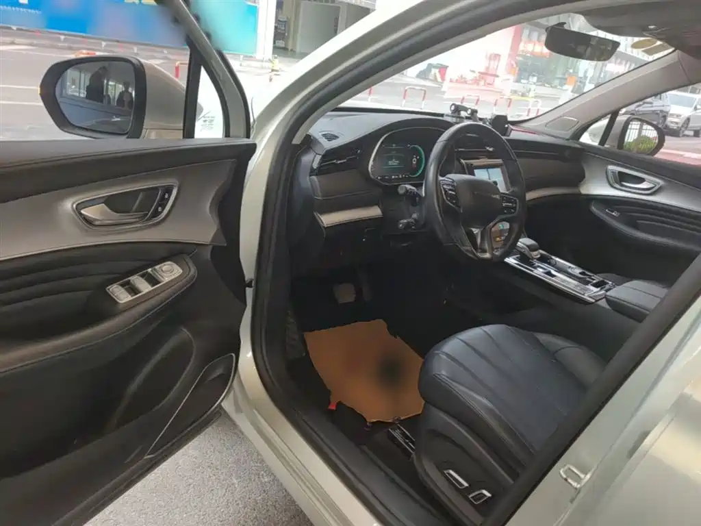 Roewe RX5 eMAX 2021 — фото 16