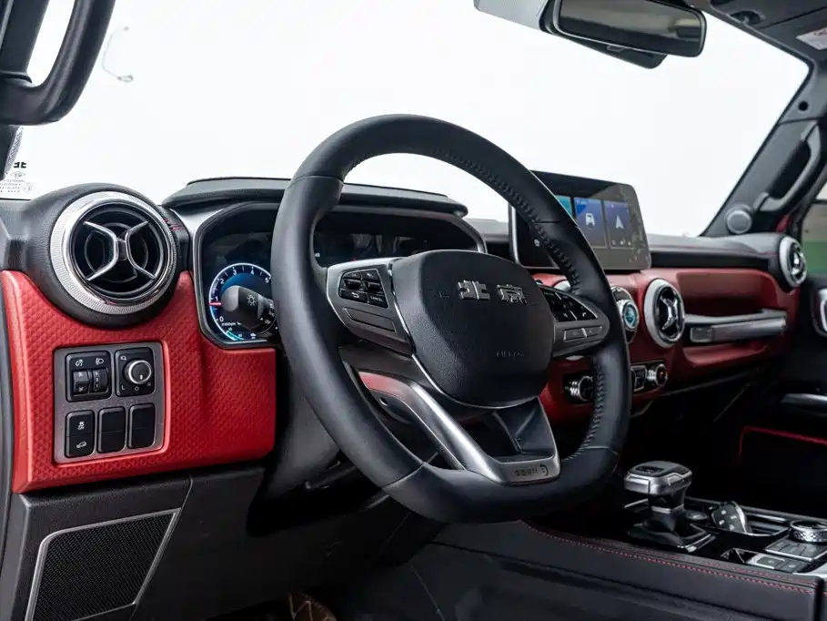 BAIC BJ40 2023 — фото 19