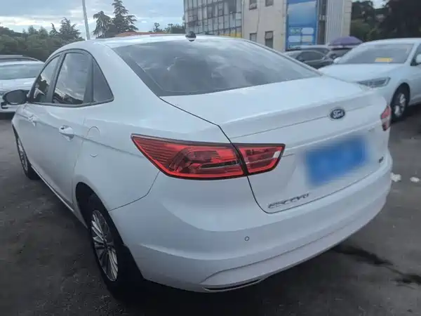 Ford Escort 2017