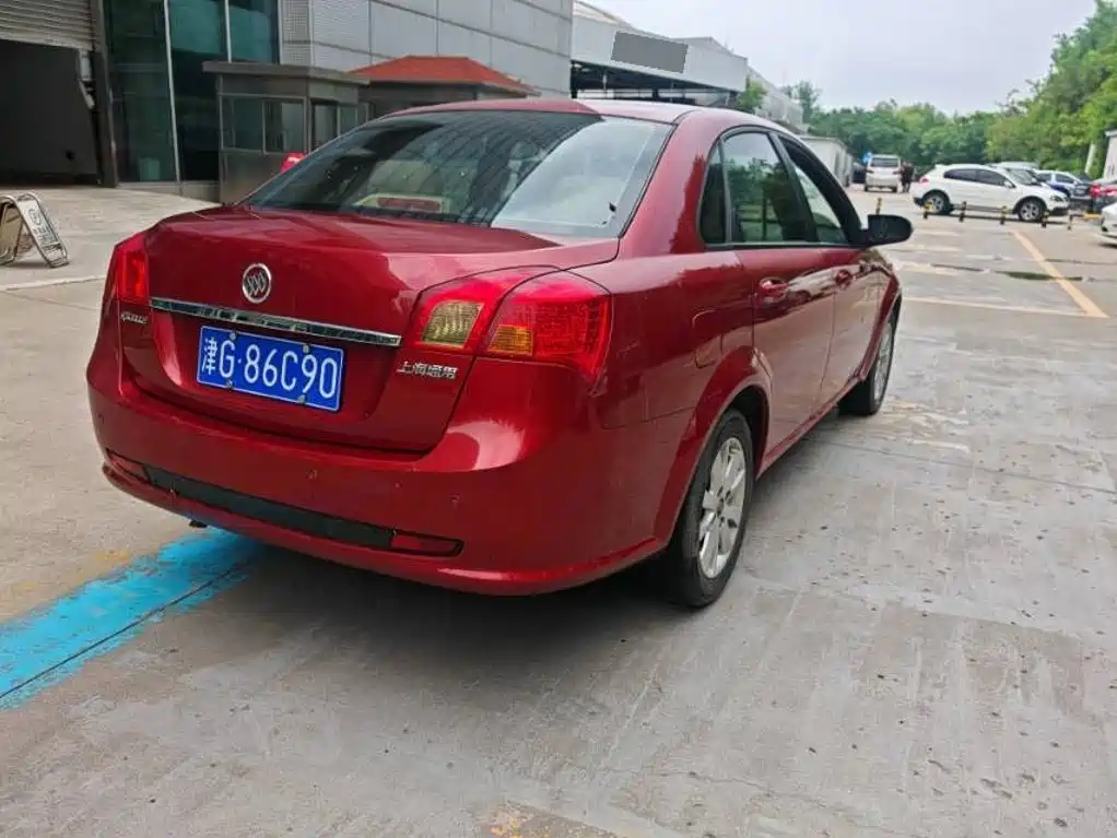 Buick Excelle 2013