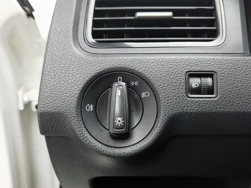 Skoda Rapid 2020 — фото 21