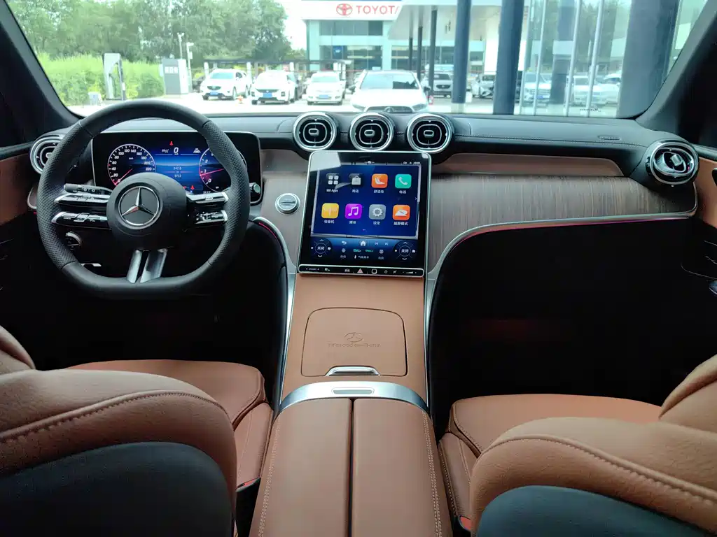 Mercedes-Benz GLC 2025 — фото 9