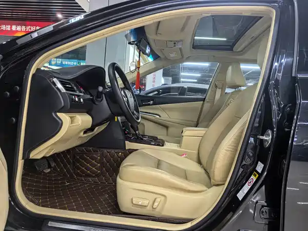 Toyota Camry 2016