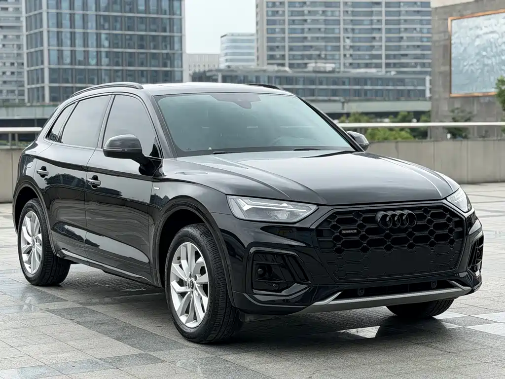 Audi Q5L 2022