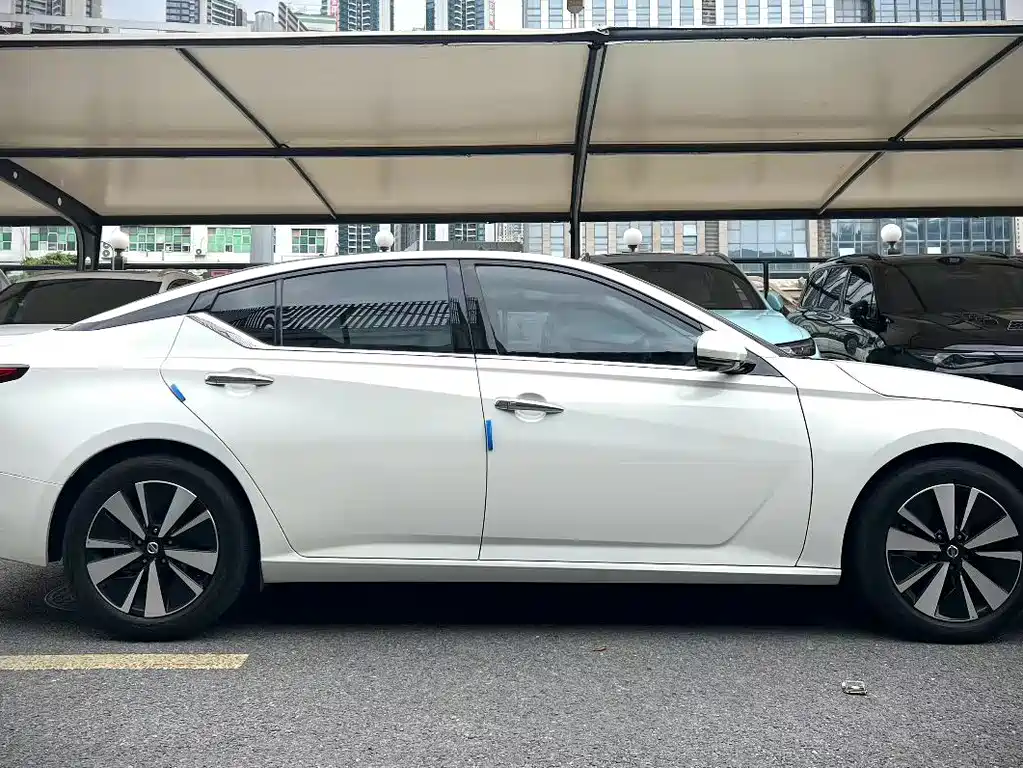 Nissan Teana 2021 — фото 3