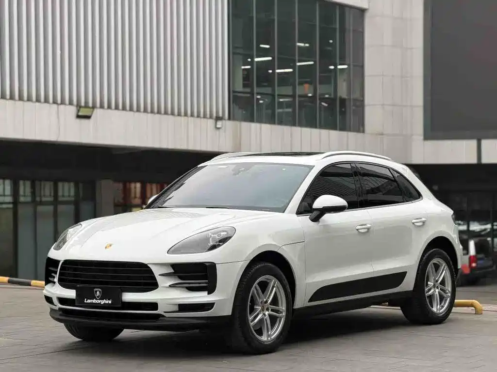 Porsche Macan 2020 — фото 1