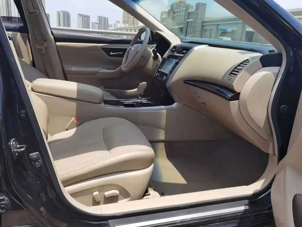 Nissan Teana 2014
