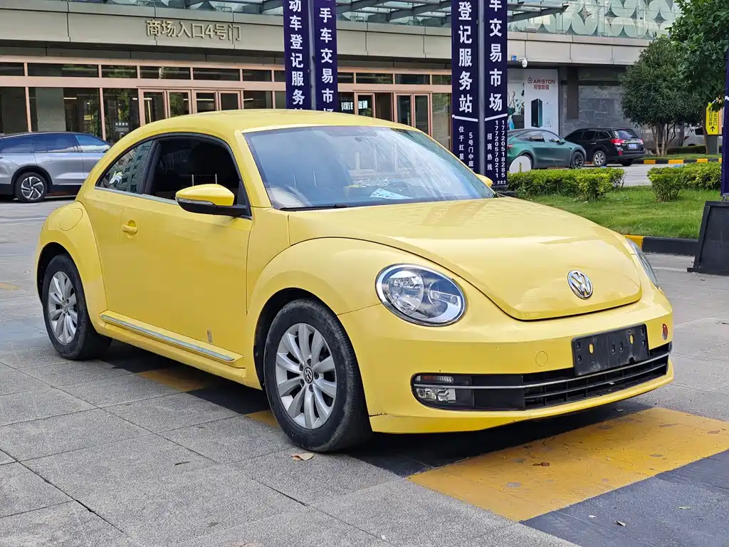Volkswagen Beetle 2013
