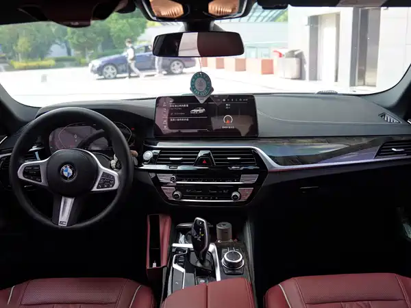 BMW 5 Series 2022