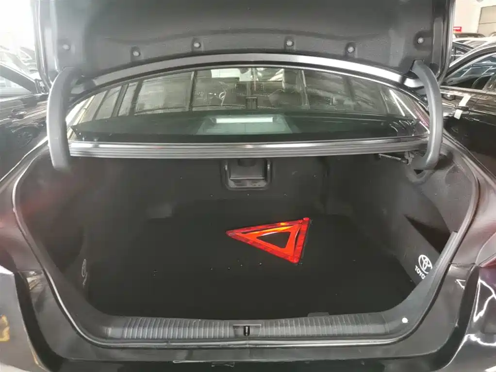 Toyota Avalon 2021 — фото 19