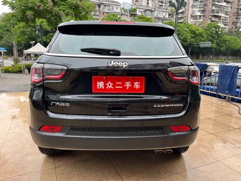 Jeep Compass 2020 — фото 13