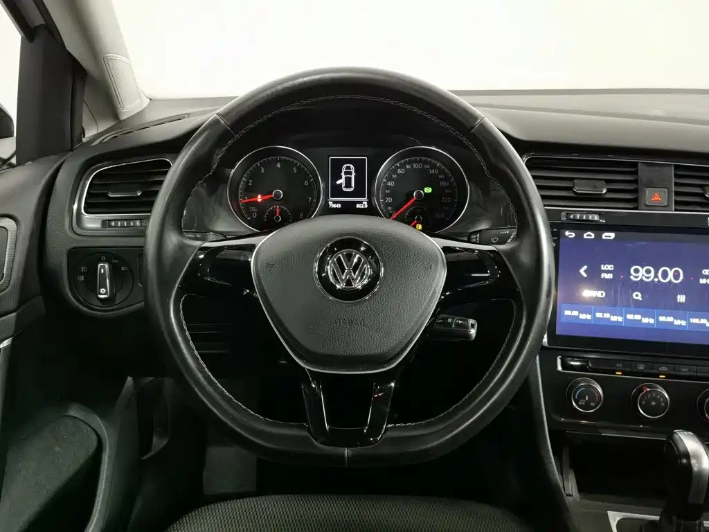 Volkswagen Golf 2017 — фото 11