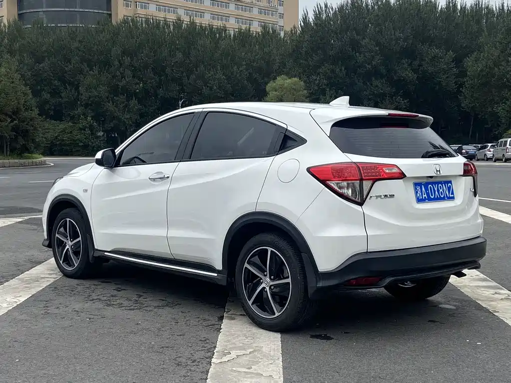 Honda Vezel 2021 — фото 15