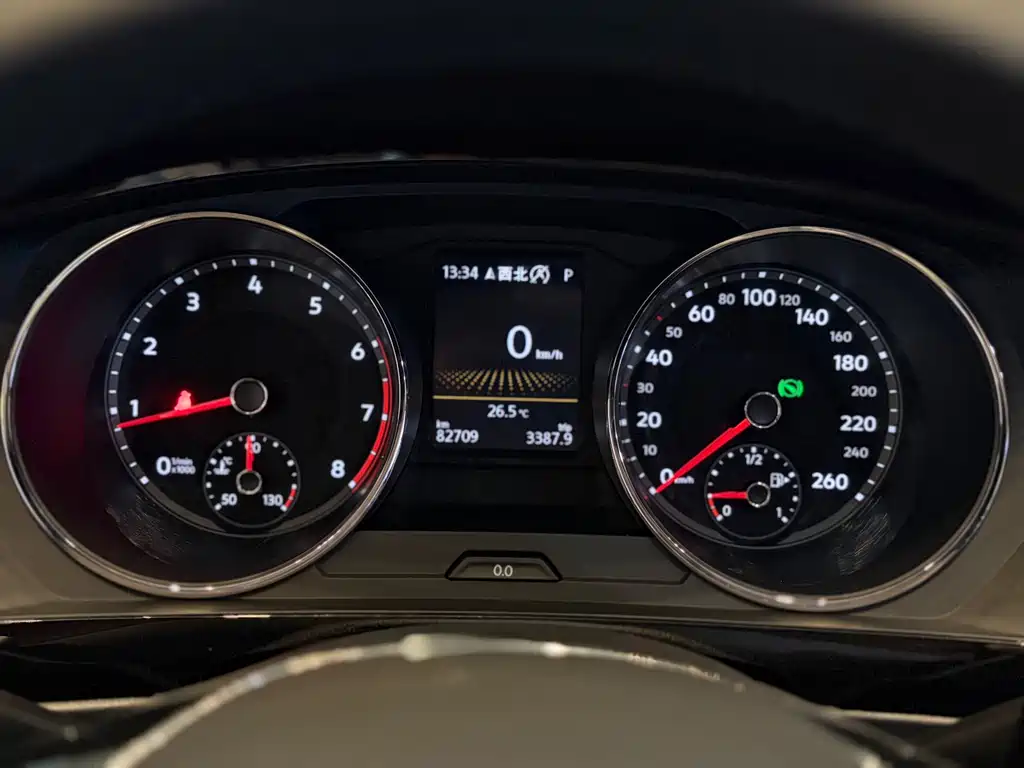 Volkswagen Tiguan L 2018 — фото 16