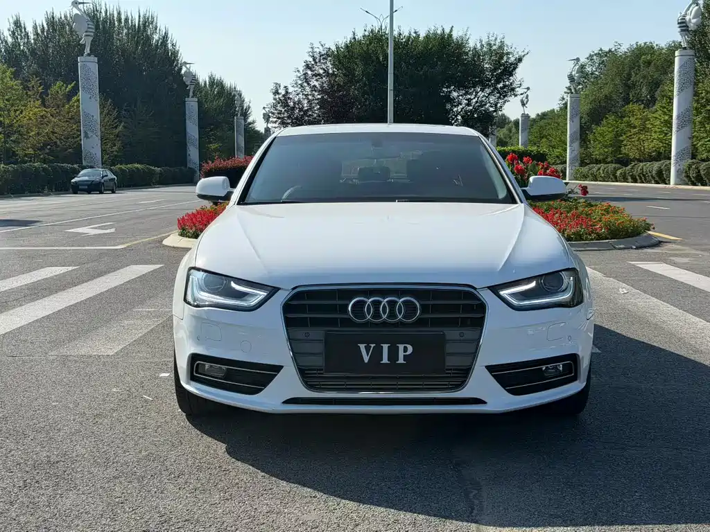 Audi A4L 2013