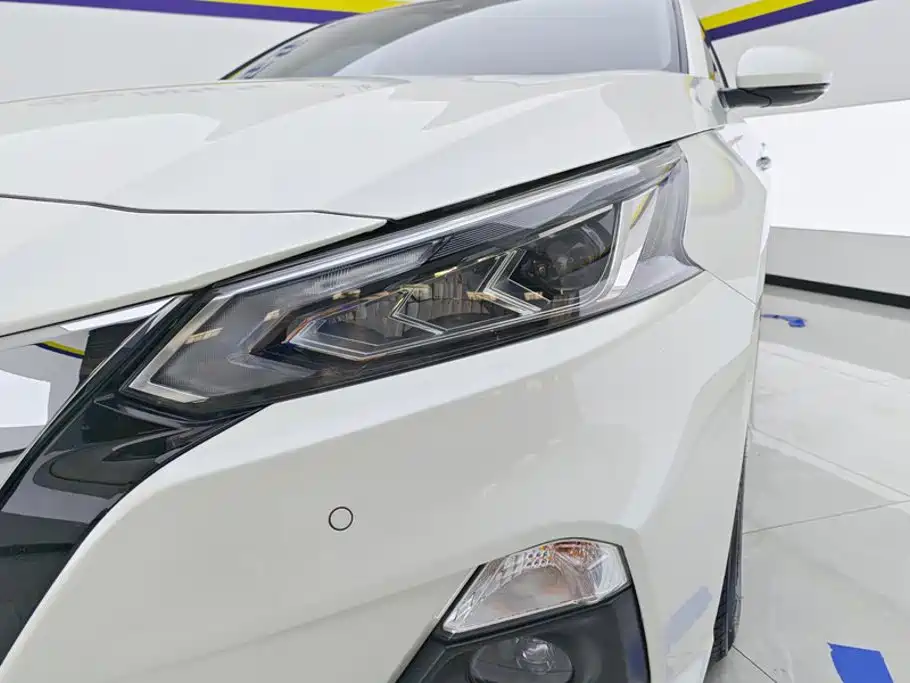 Nissan Teana 2021