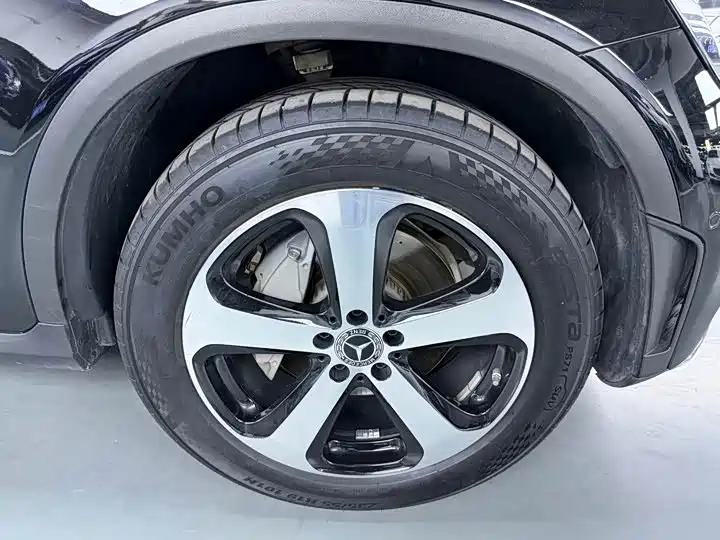 Mercedes-Benz GLC 2022 — фото 17