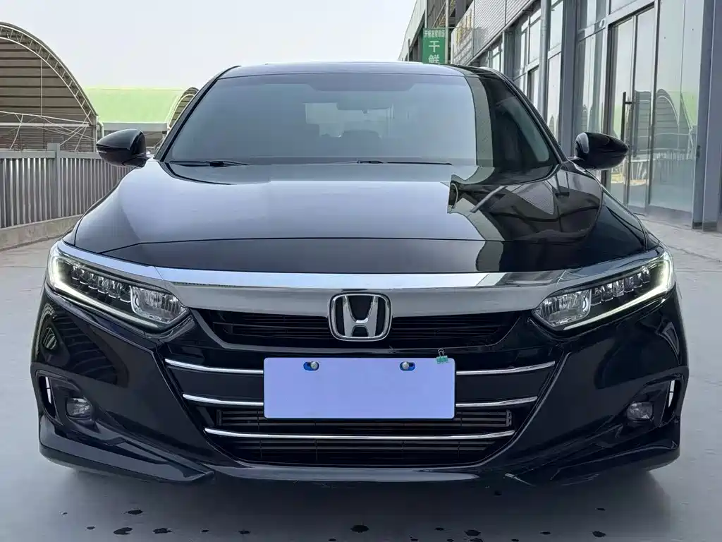 Honda Accord 2023 — фото 2