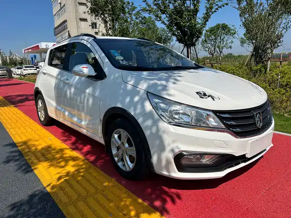 Baojun 310 2016