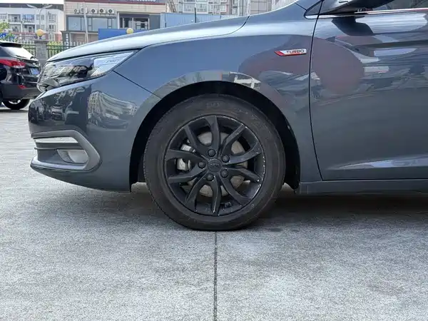 Geely Emgrand GL 2017