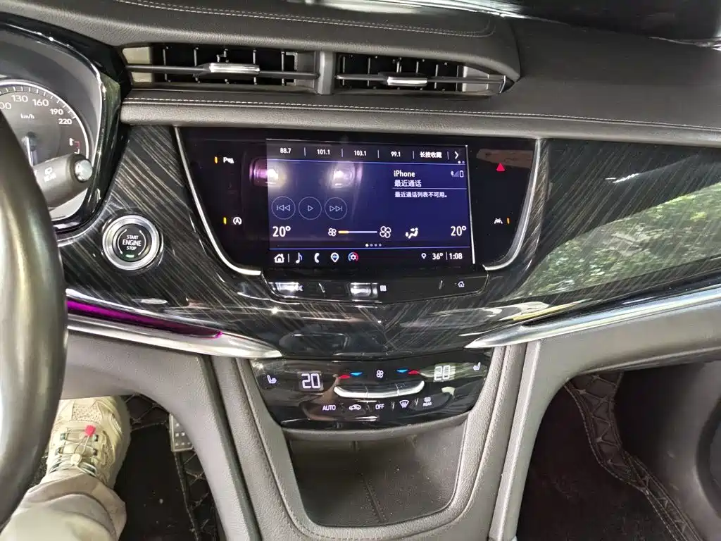 Cadillac XT6 2021 — фото 14