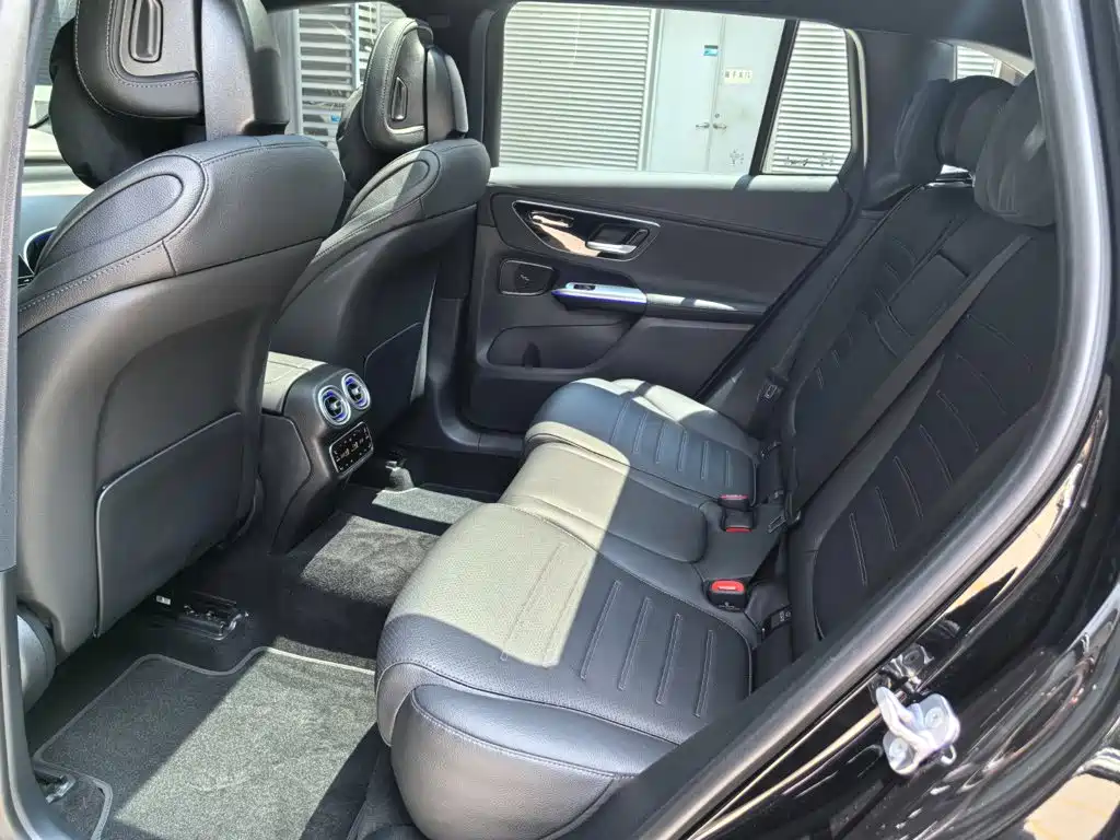 Mercedes-Benz GLC 2024