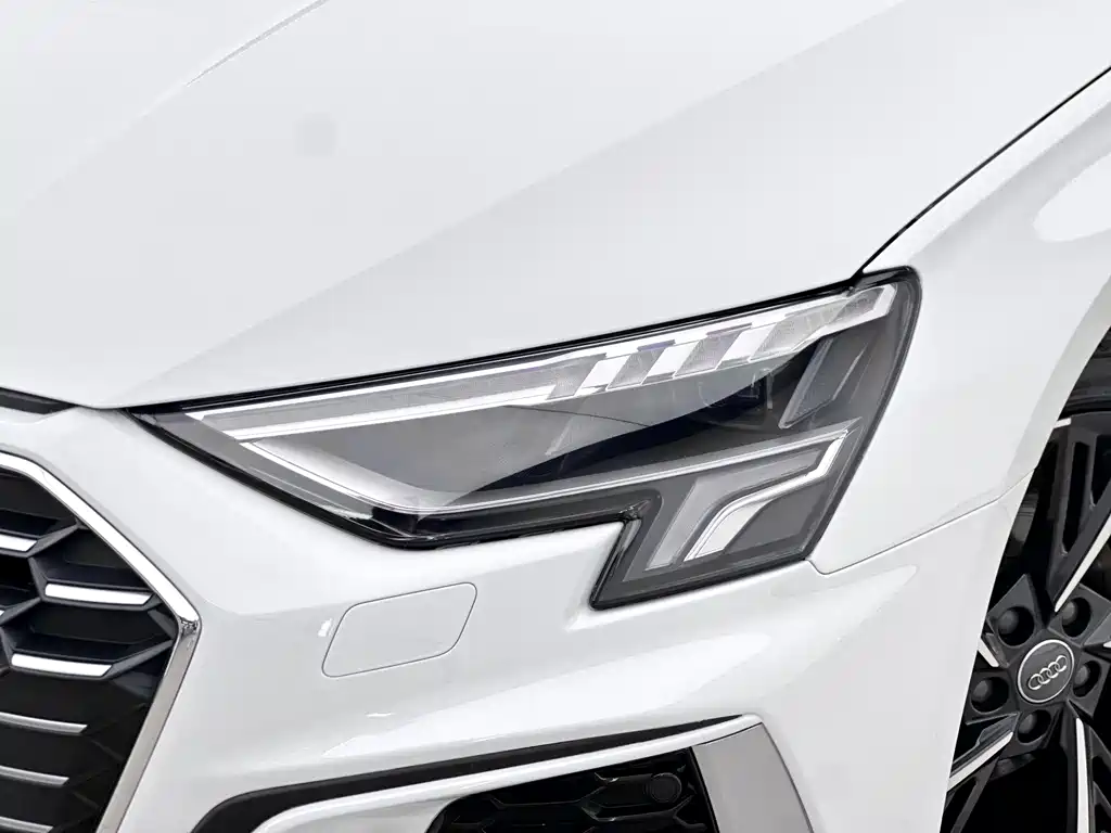 Audi A3 2021 — фото 15