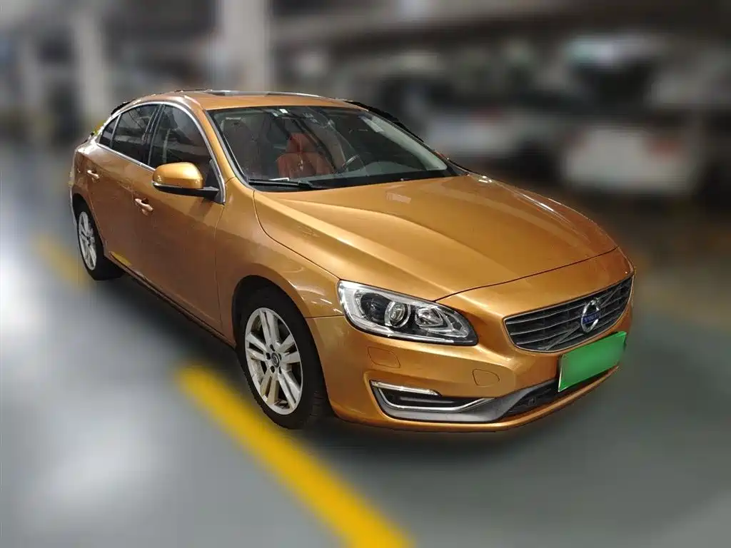 Volvo S60 2014 — фото 3