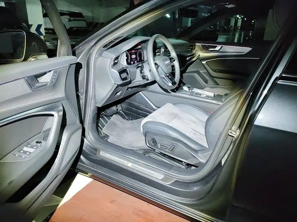 Audi A6L 2022 — фото 17