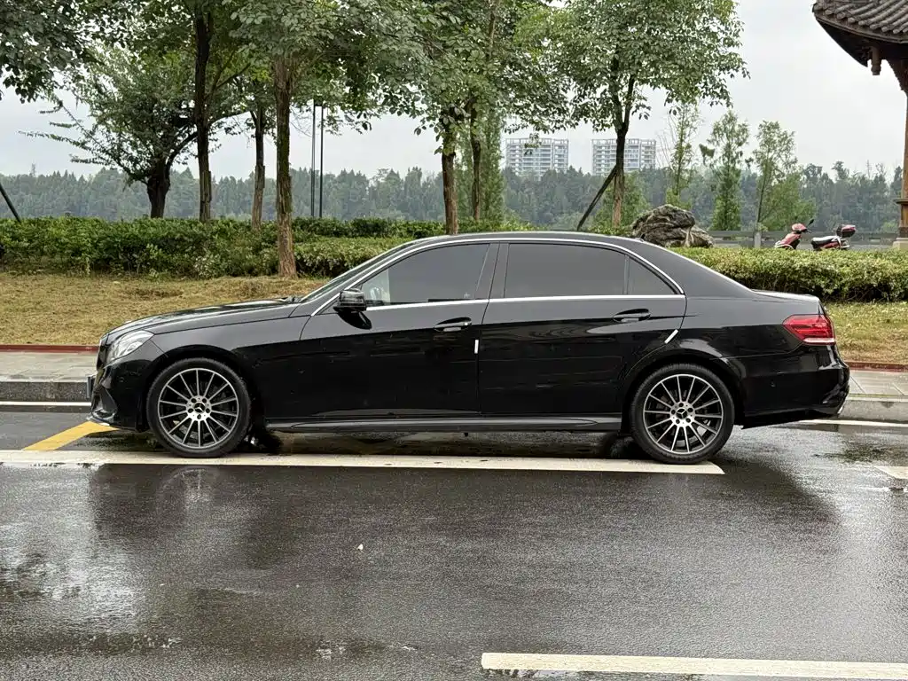 Mercedes-Benz E-Class 2014