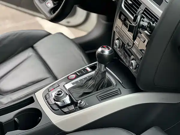 Audi S5 2012