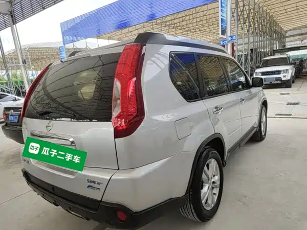 Nissan X-Trail 2014