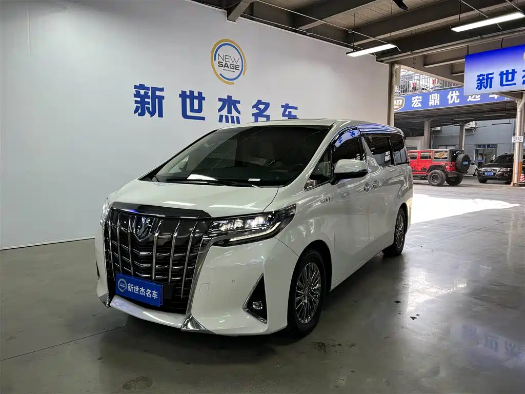 Toyota Alphard 2021 — фото 1