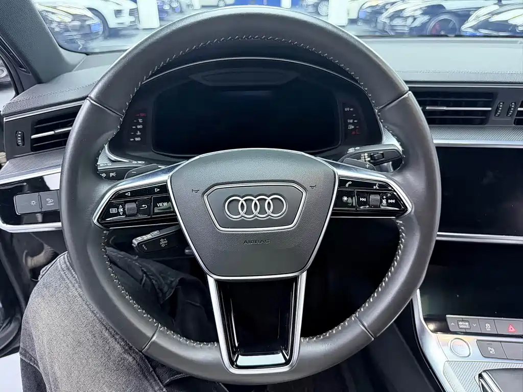 Audi A6L 2020