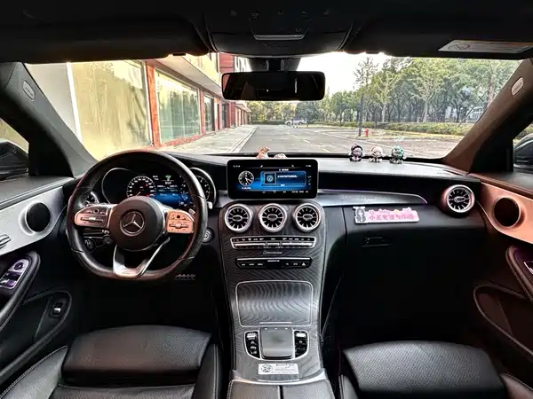 Mercedes-Benz C-Class 2019