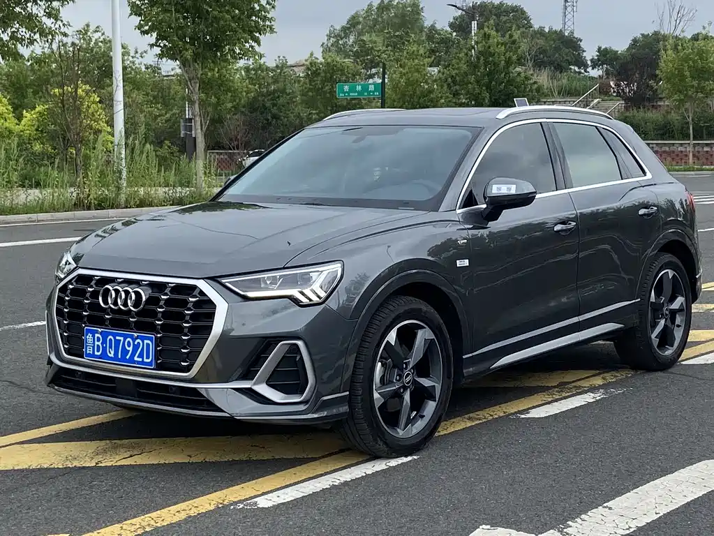 Audi Q3 2022