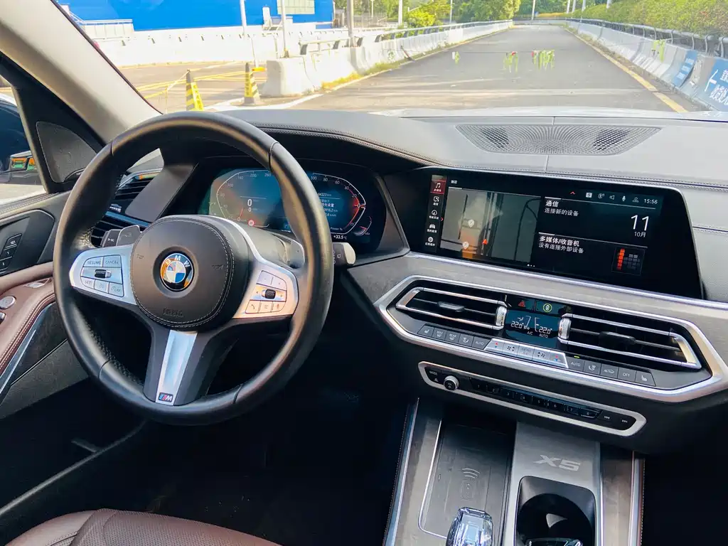 BMW X5 2022 — фото 18