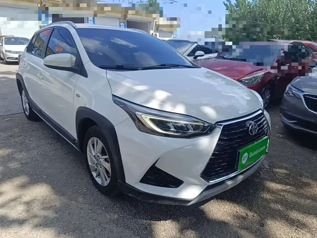 Toyota Yaris L 2020