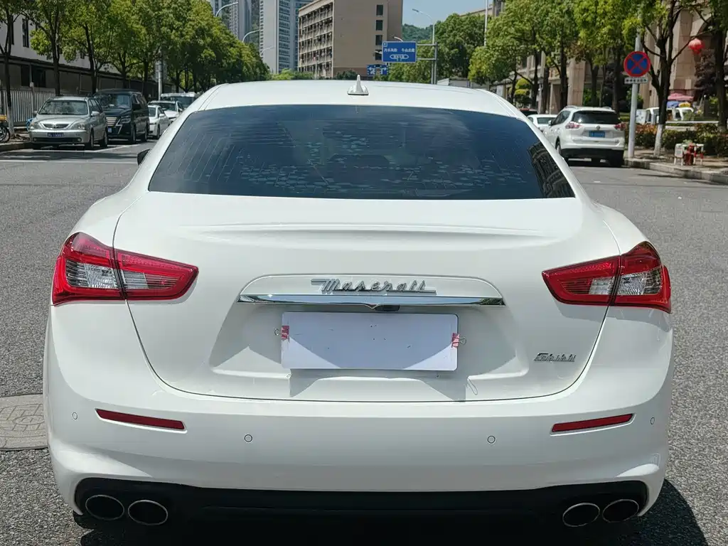 Maserati Ghibli 2018 — фото 6