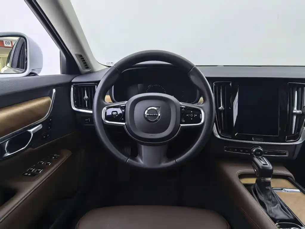 Volvo S90 2019 — фото 6