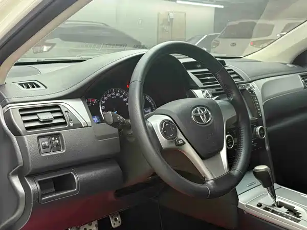 Toyota Camry 2012