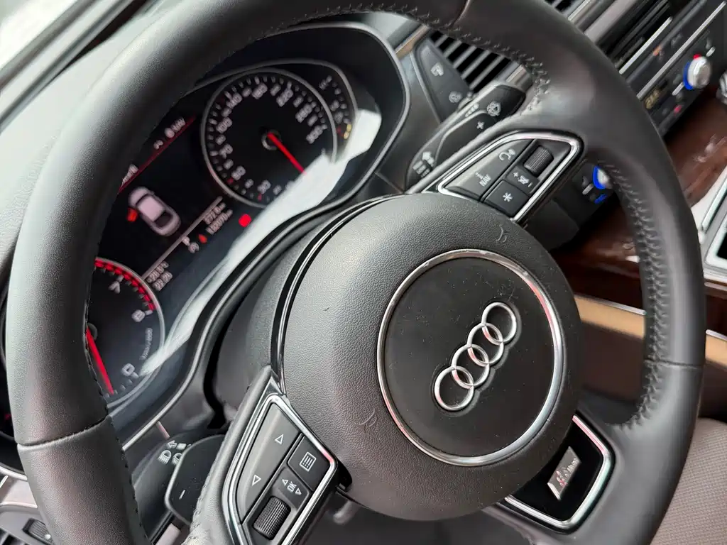 Audi A7 2014 — фото 22