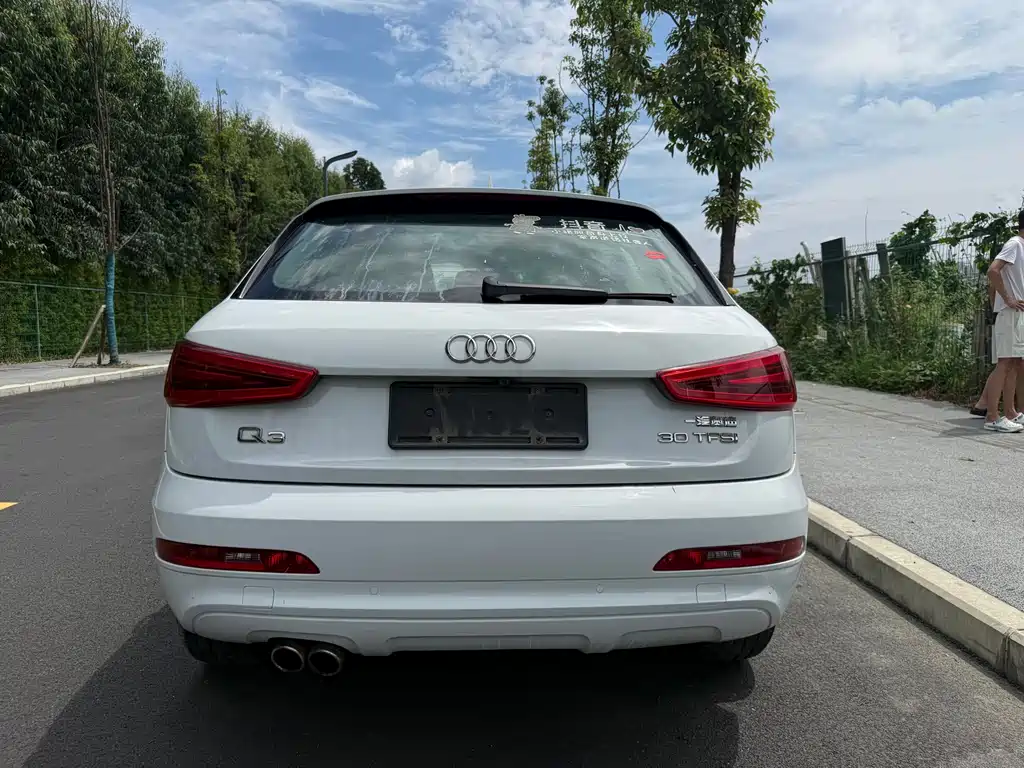 Audi Q3 2015 — фото 24