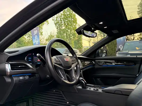 Cadillac CT6 2023
