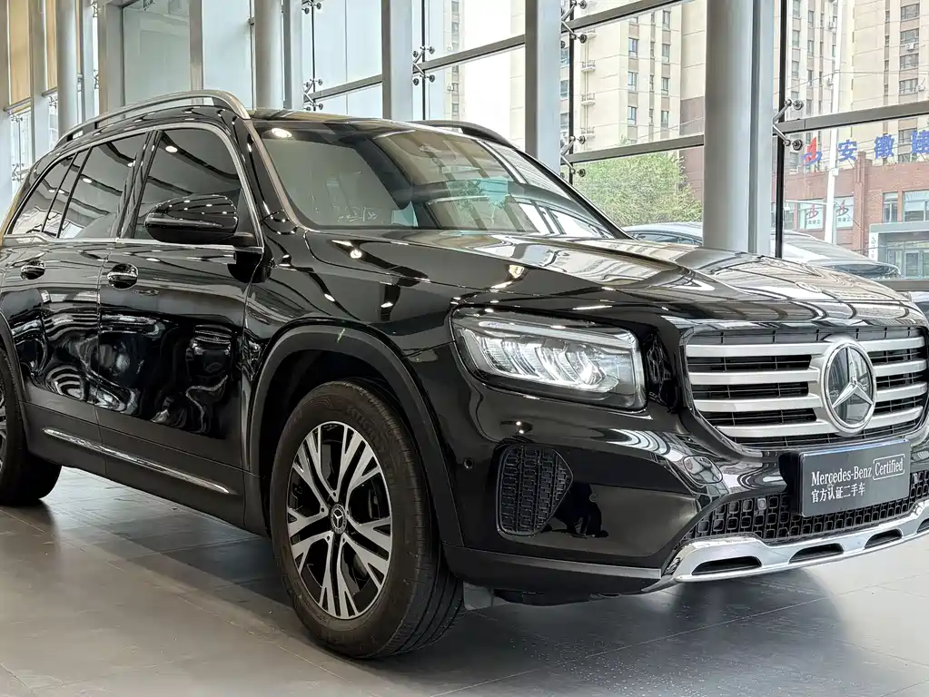 Mercedes-Benz GLB 2024 — фото 4
