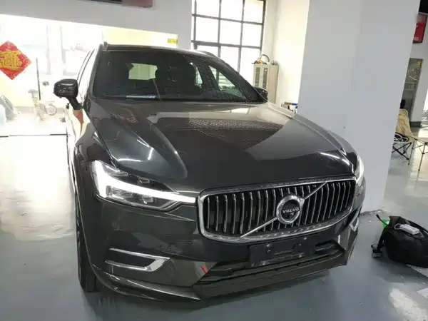 Volvo XC60 2021