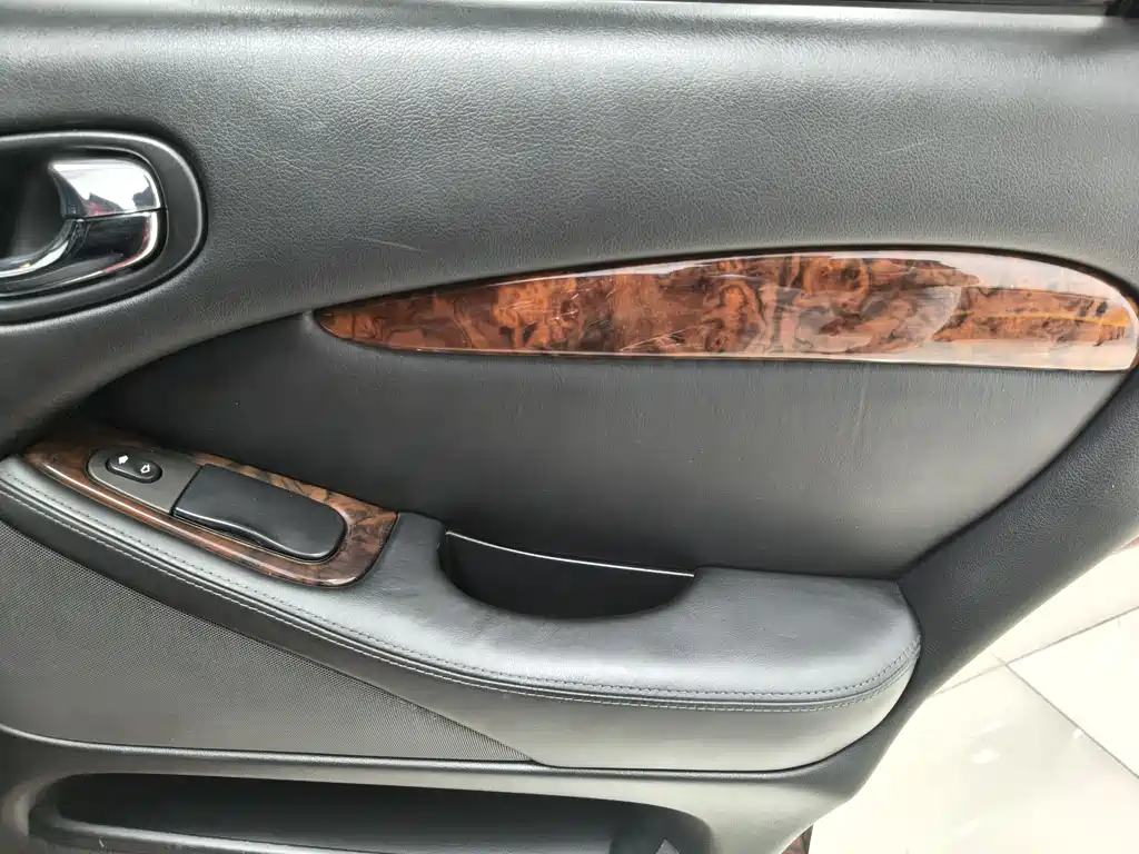 Jaguar S-TYPE 2008 — фото 10